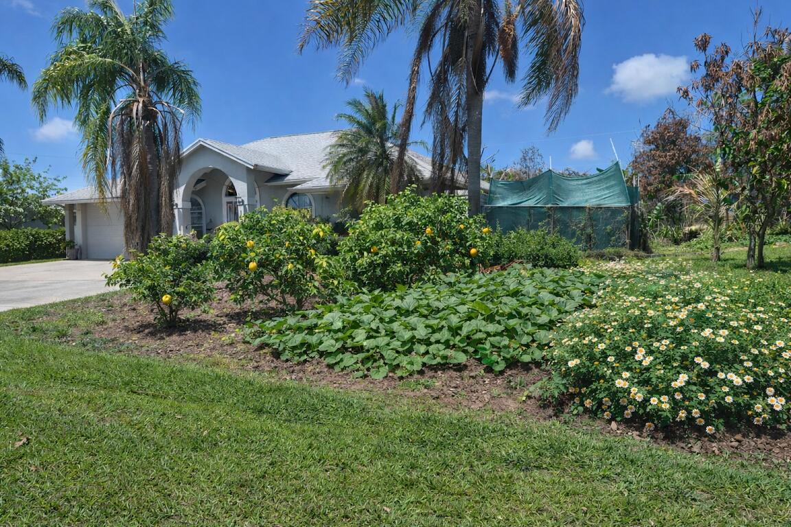 101 Meade Cir, Port Saint Lucie, FL 34953