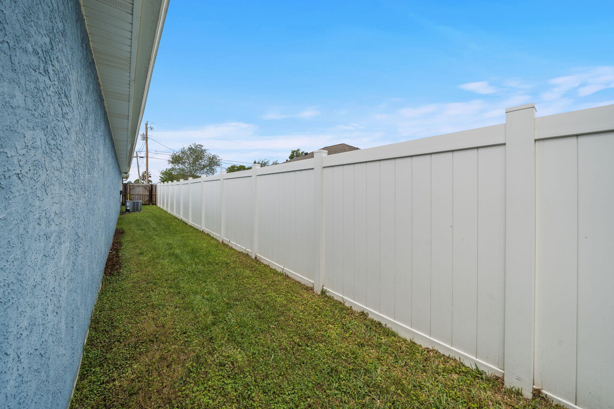 1407 Rhode Island Ave, Lynn Haven, FL 32444 photo