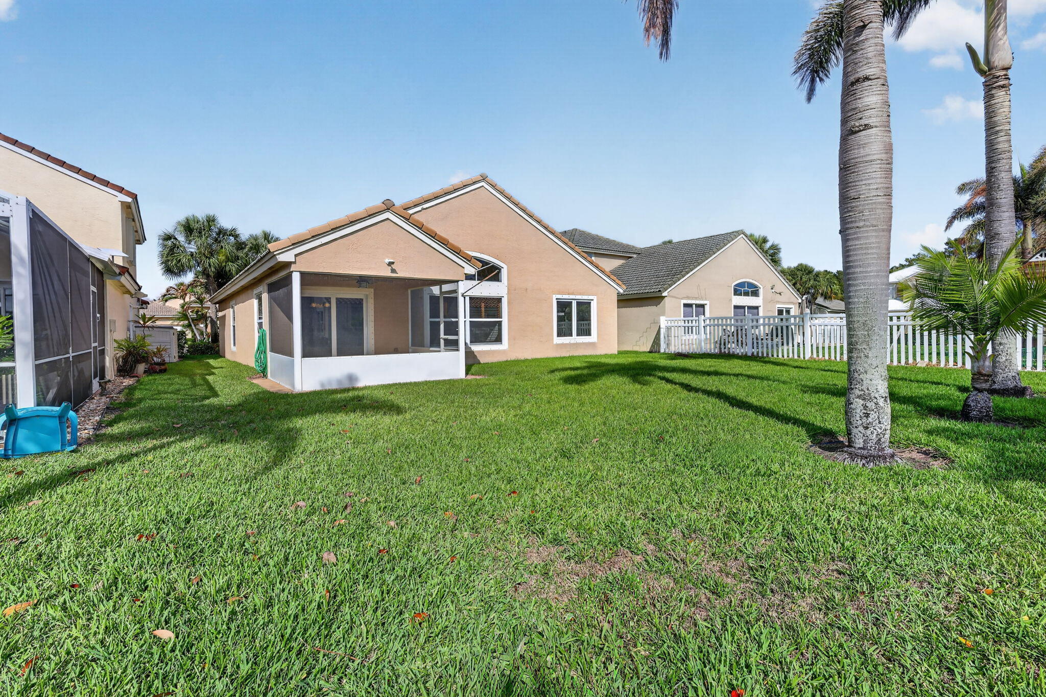 1021 SE Westminster Pl, Stuart, FL 34997 photo