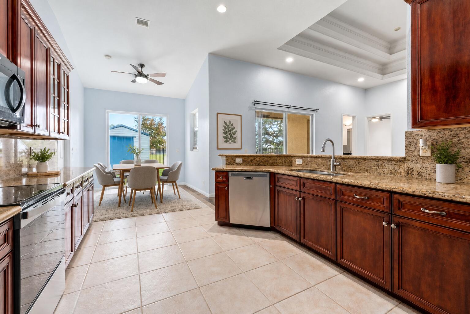 2019 SE Mantua St, Port Saint Lucie, FL 34952 photo