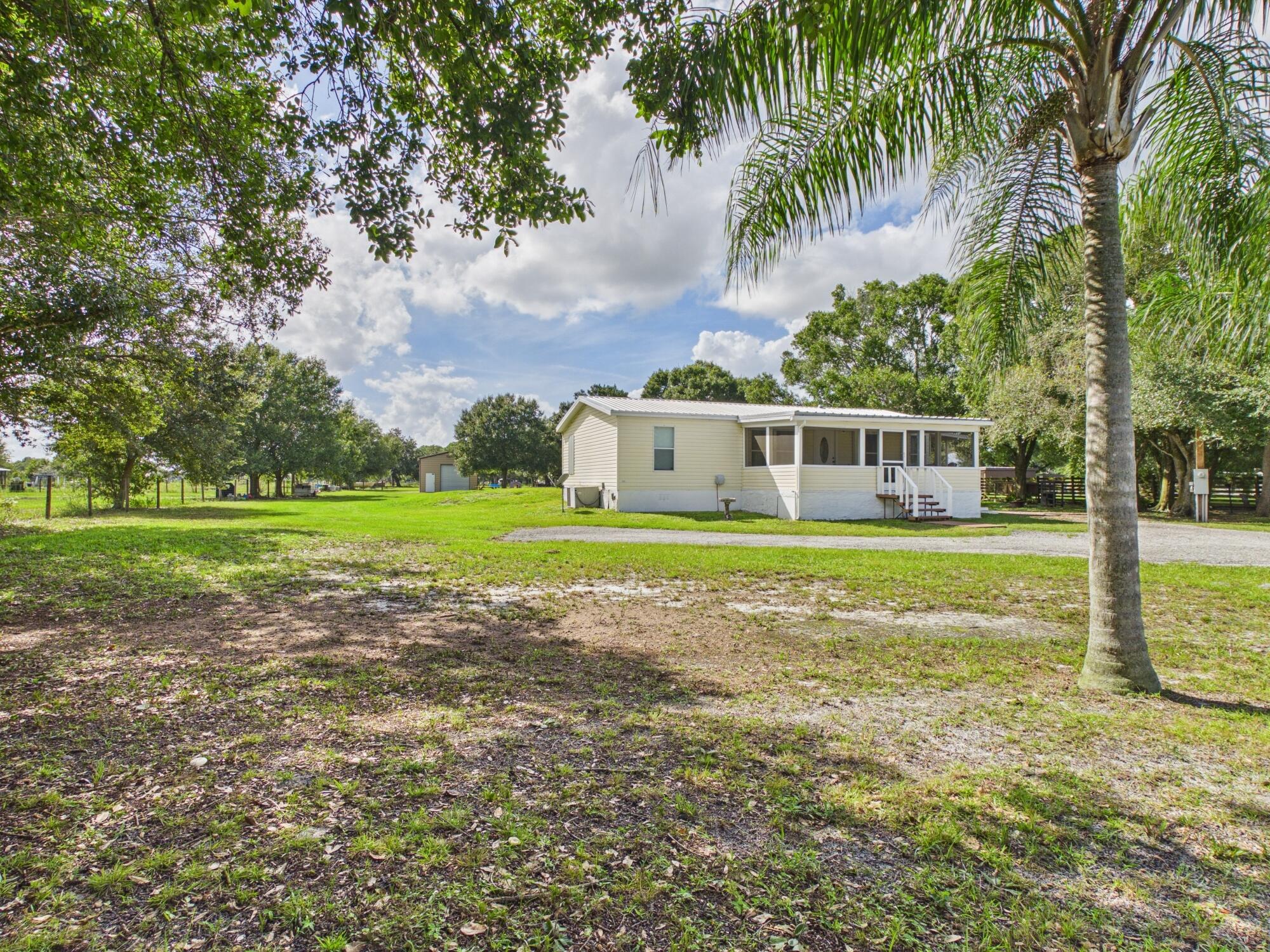 969 101 Ave, Okeechobee, FL 34974