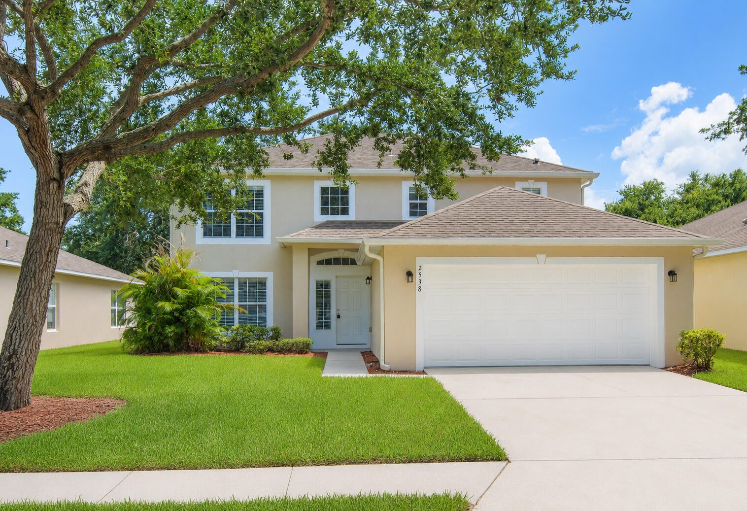 2538 12 Sq, Vero Beach, FL 32968