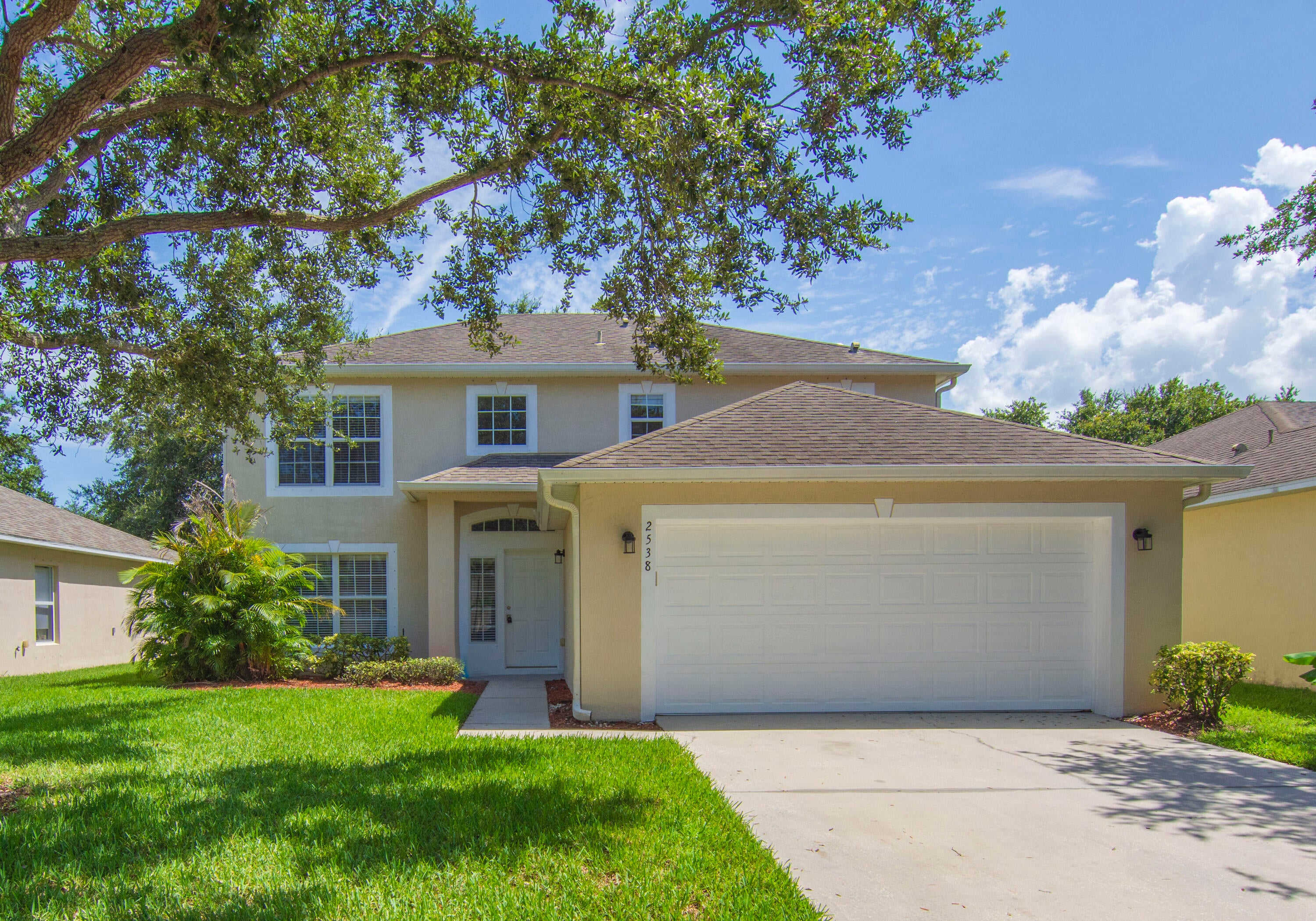 2538 12 Sq, Vero Beach, FL 32968 photo
