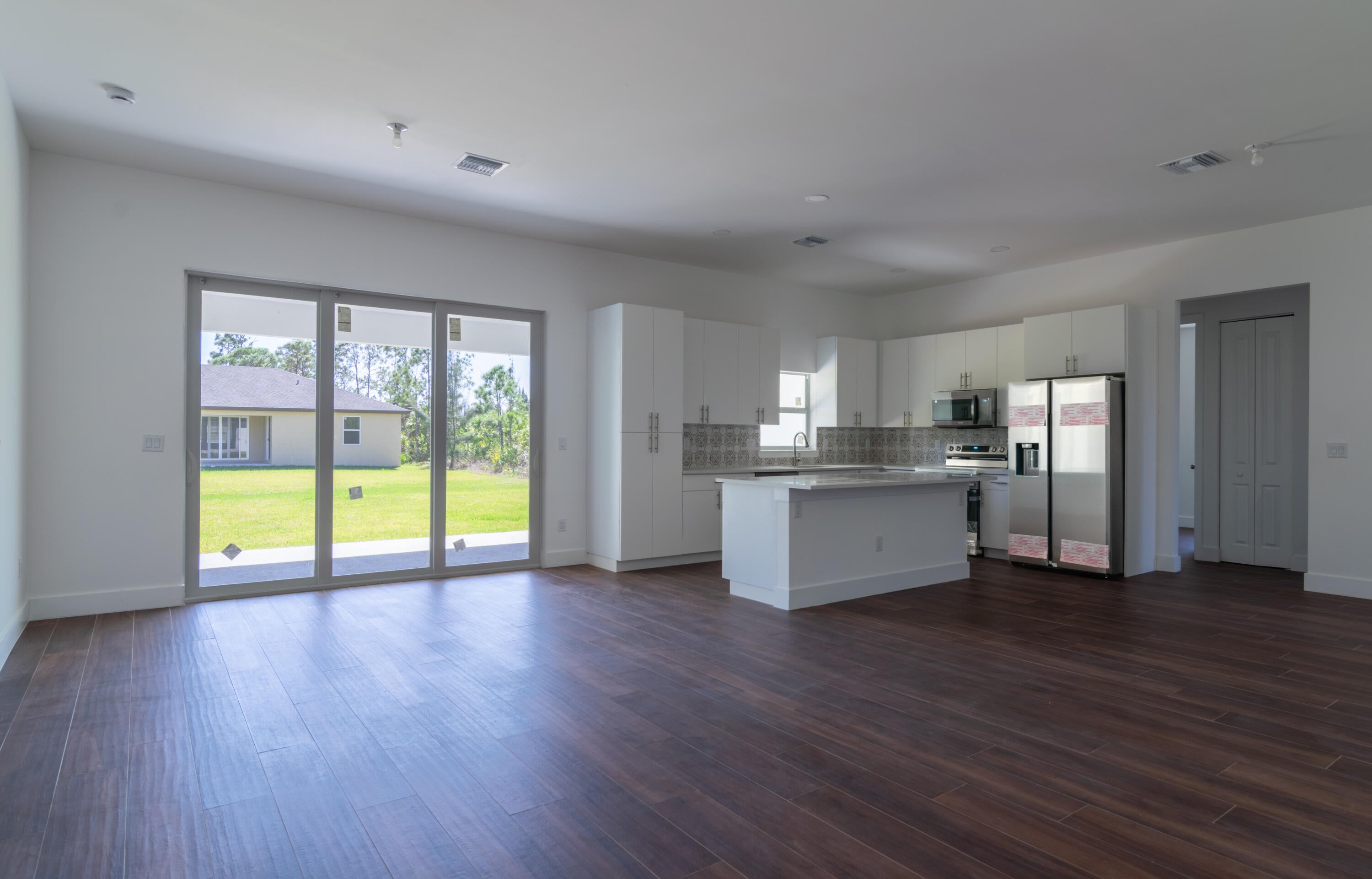 15061 Brainbridge Cir, Port Charlotte, FL 33981 photo