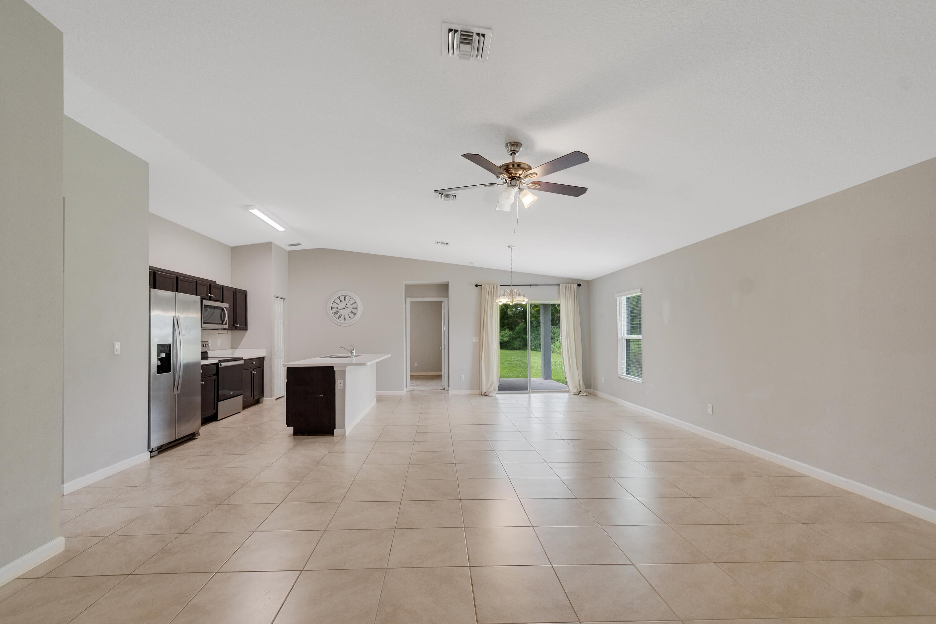 718 NE Perch Ln, Port Saint Lucie, FL 34983 photo