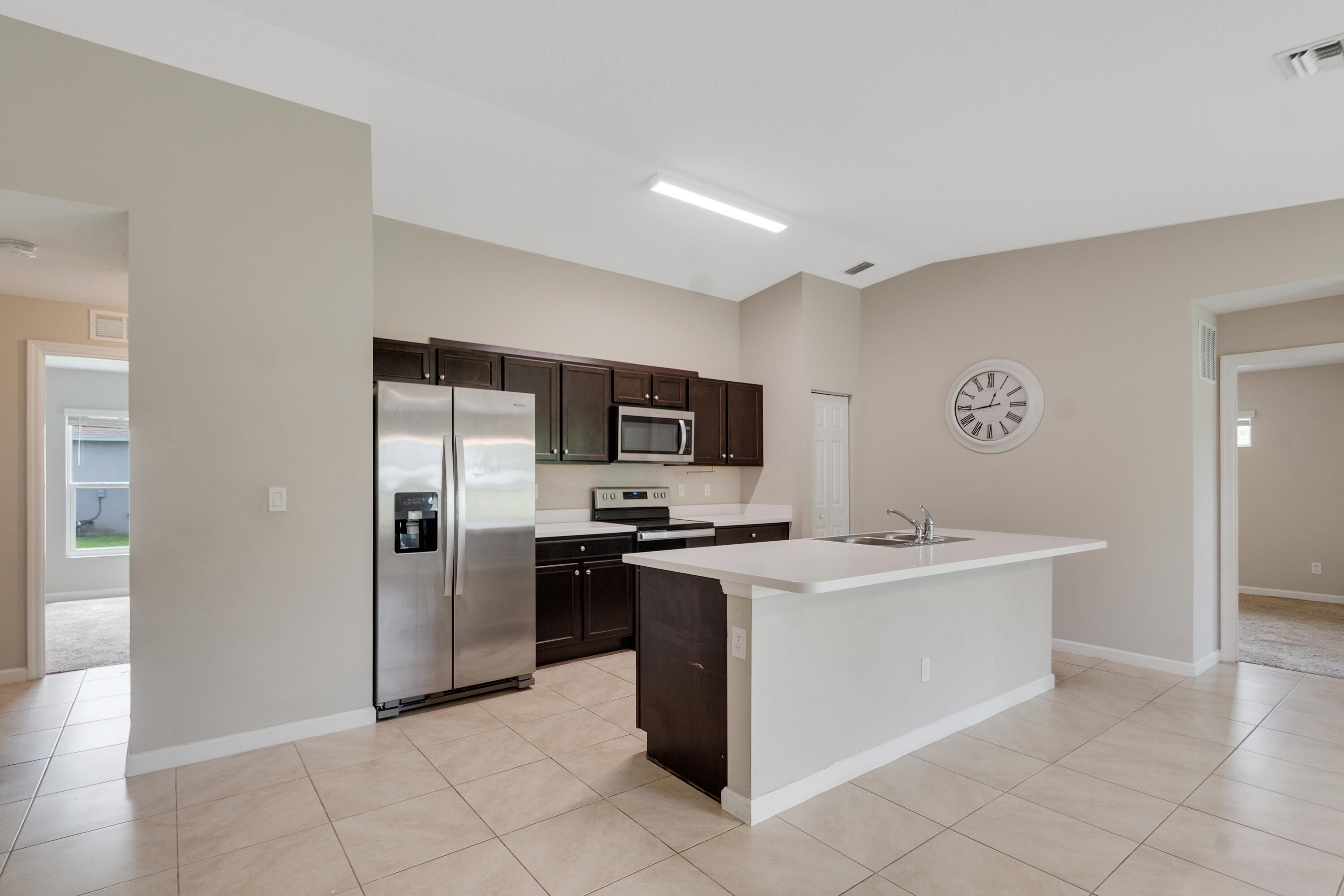 718 NE Perch Ln, Port Saint Lucie, FL 34983 photo