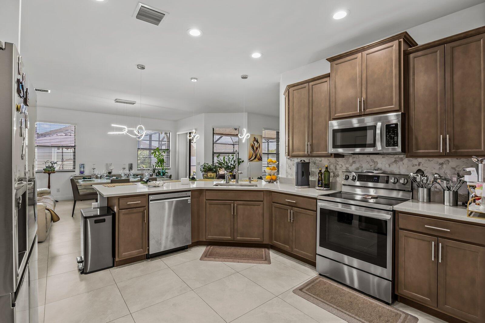 1890 SW Penrose Ave, Port Saint Lucie, FL 34953 photo
