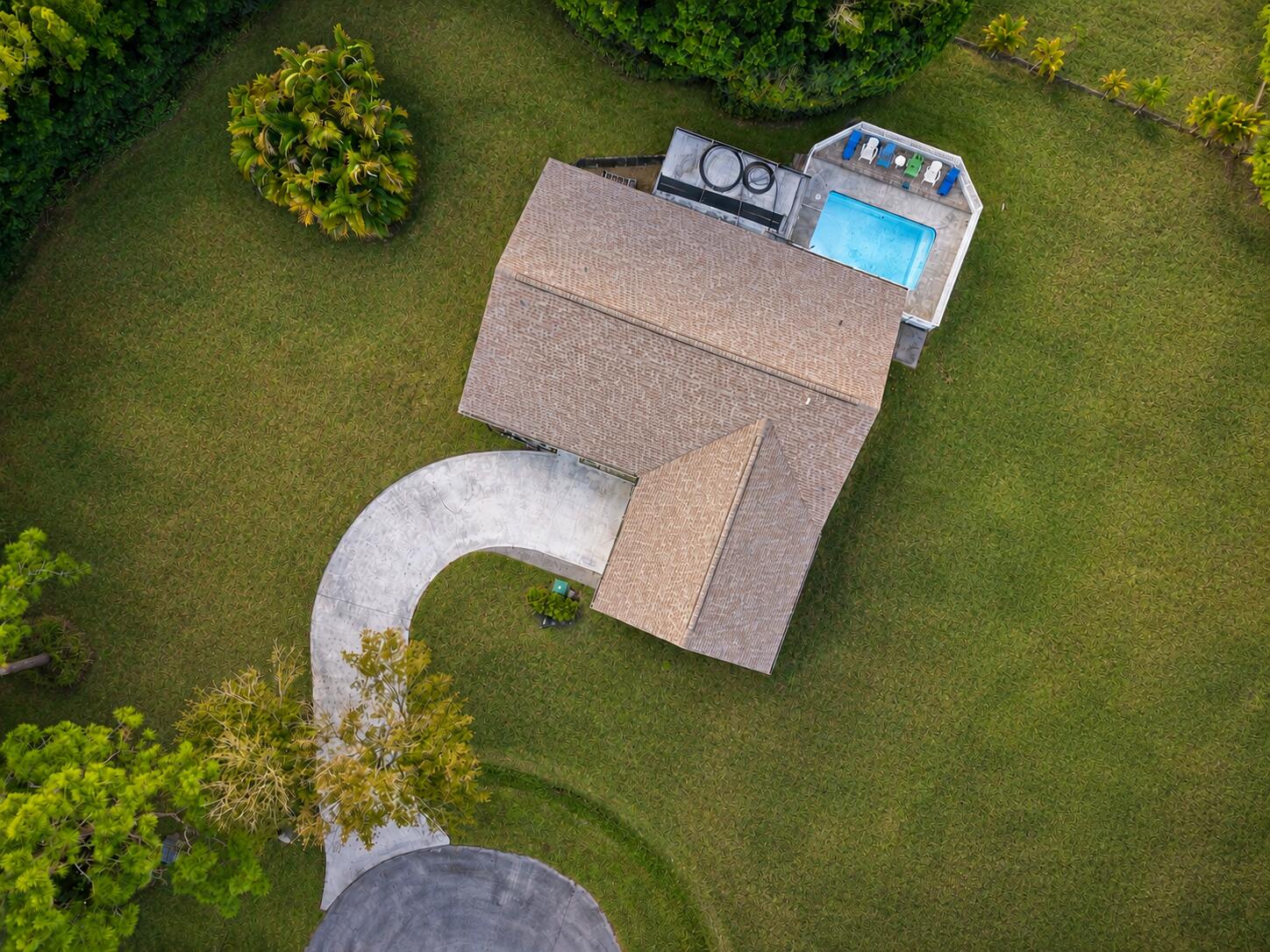 8690 Shadylake Ln, Fort Pierce, FL 34947 photo