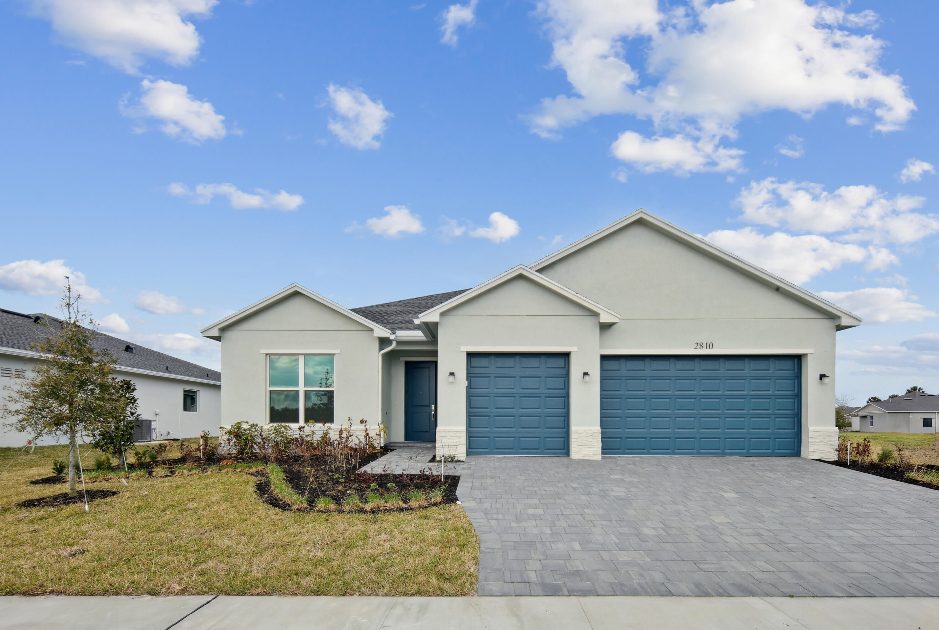 2810 68 St, Vero Beach, FL 32967 photo