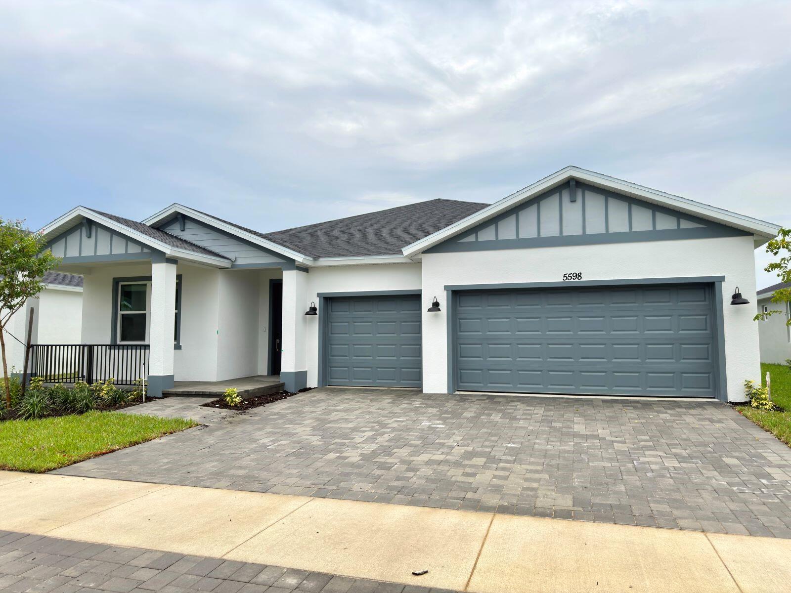 5598 Hampton Park Cir, Vero Beach, FL 32966 photo