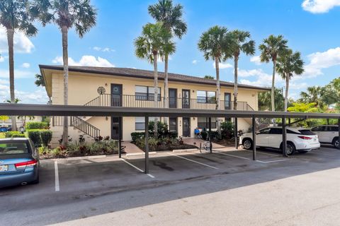 Condominium in Stuart FL 2950 SE Ocean Boulevard #127-1.jpg