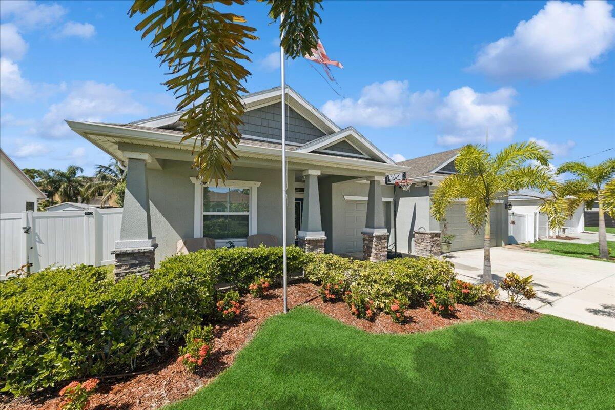 343 SE Fisk Rd, Port Saint Lucie, FL 34984 photo