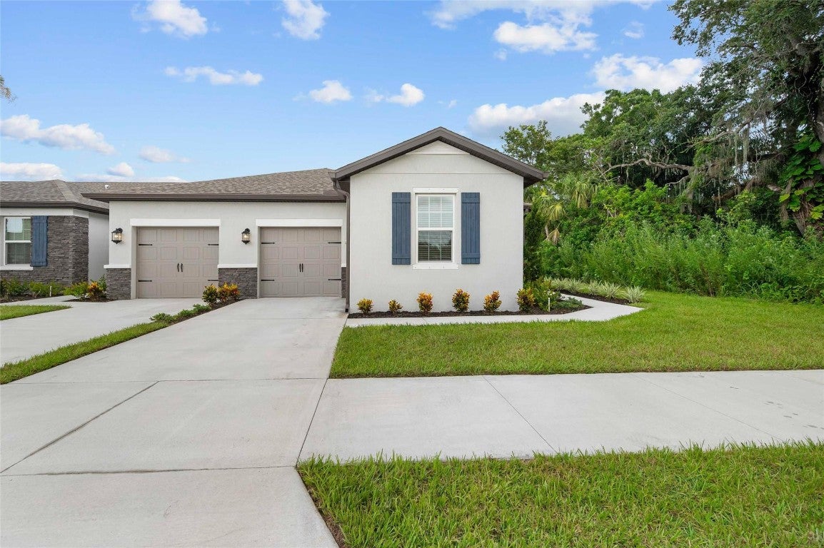 5400 Gladness Ct, Fort Pierce, FL 34947
