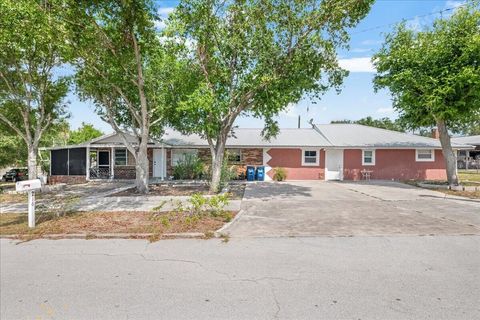 Single Family Residence in Sebring FL 216 Micco Avenue.jpg