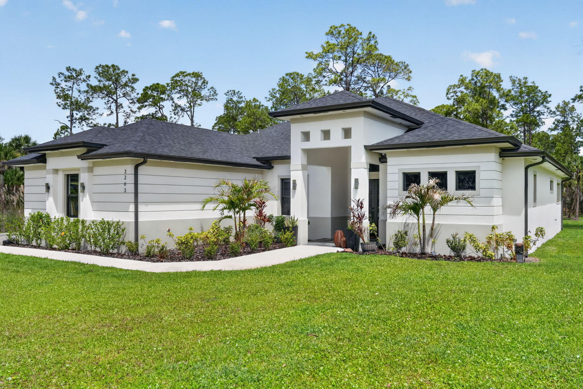 3263 40 Avenue Ave, Naples, FL 34117