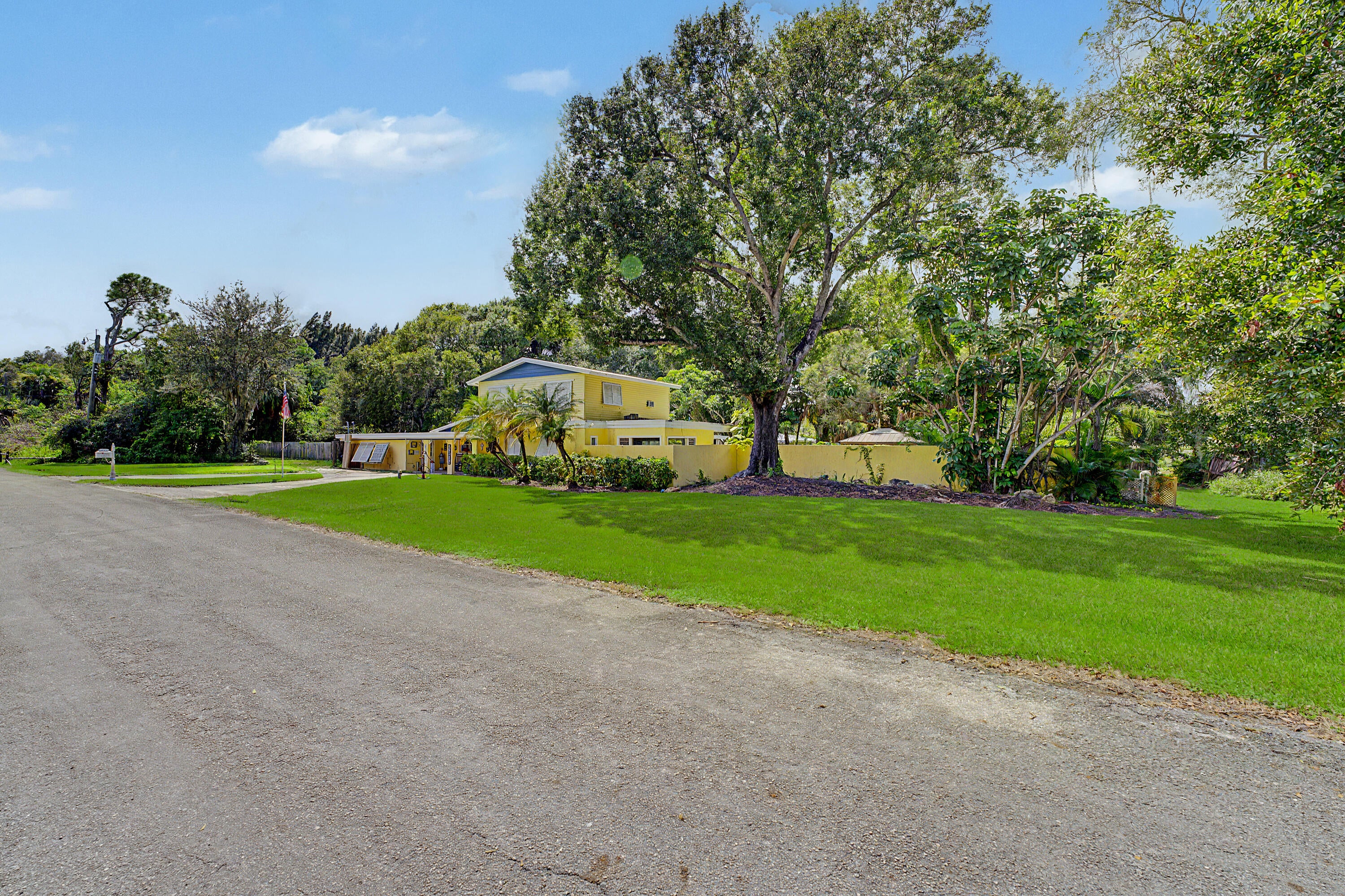 3117 Maravilla Blvd, Fort Pierce, FL 34982 photo