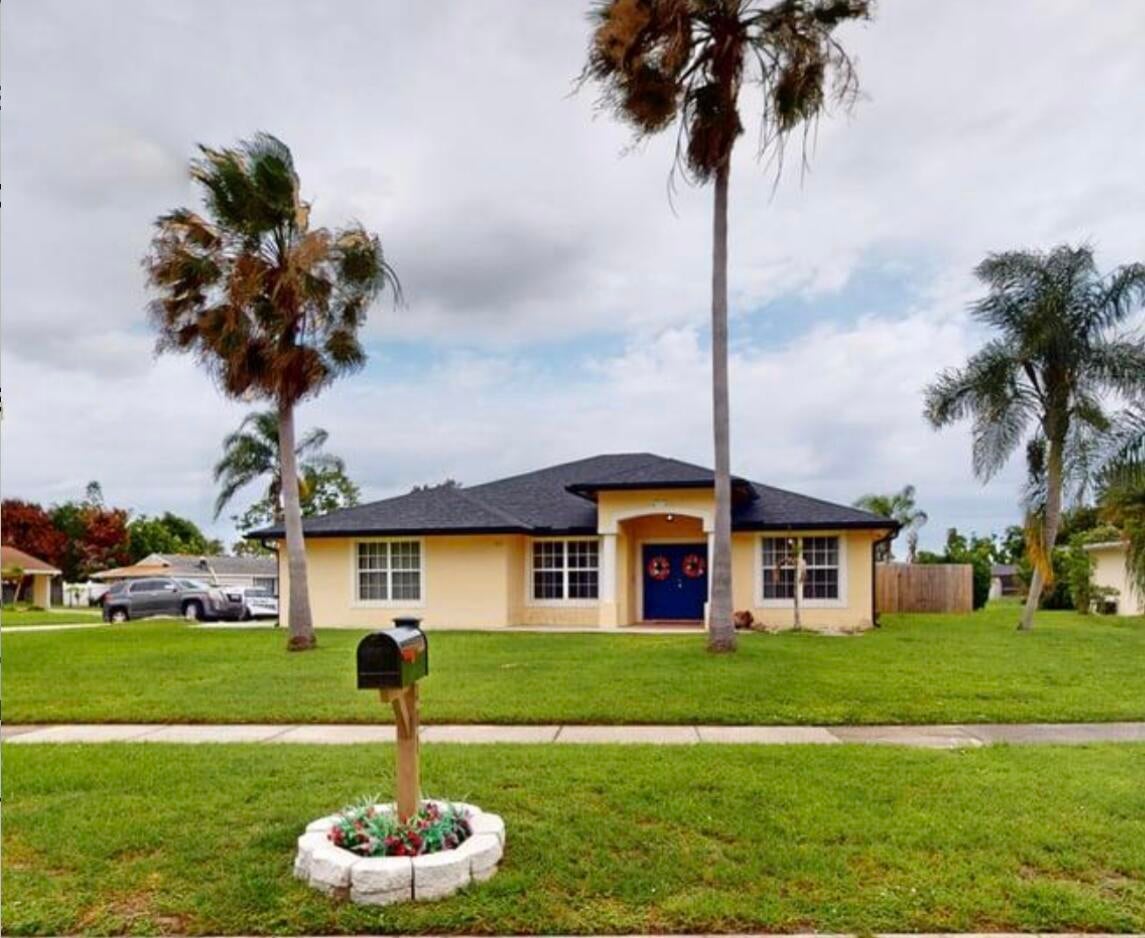201 Faring Ave, Port Saint Lucie, FL 34983