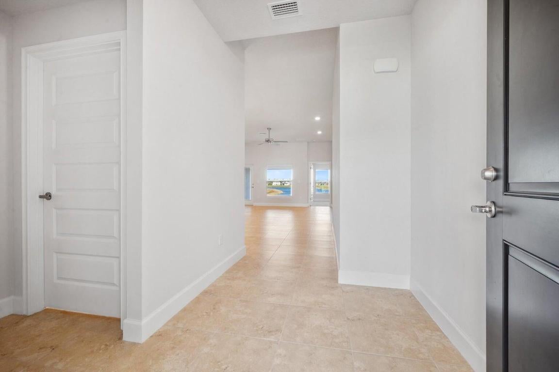 5112 Modeno St, Fort Pierce, FL 34951 photo