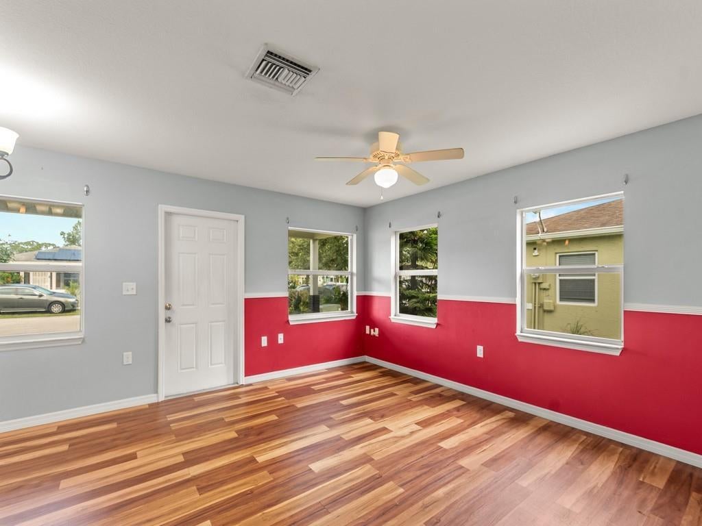 1724 10 Way, Vero Beach, FL 32962 photo