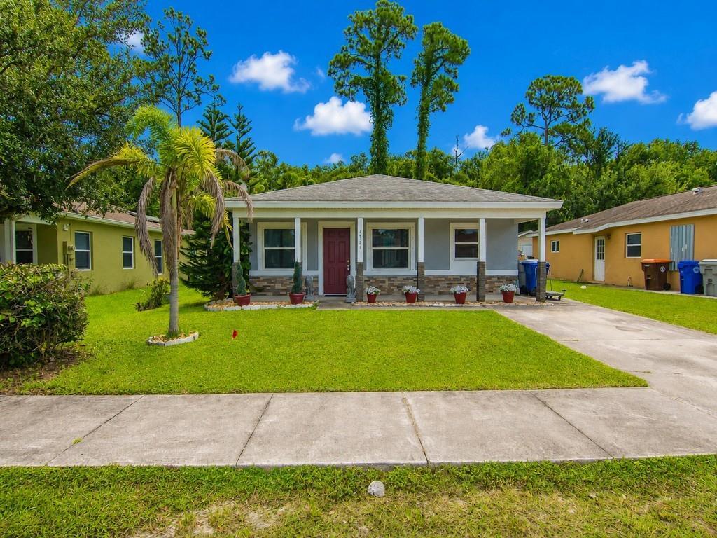 1724 10 Way, Vero Beach, FL 32962 photo