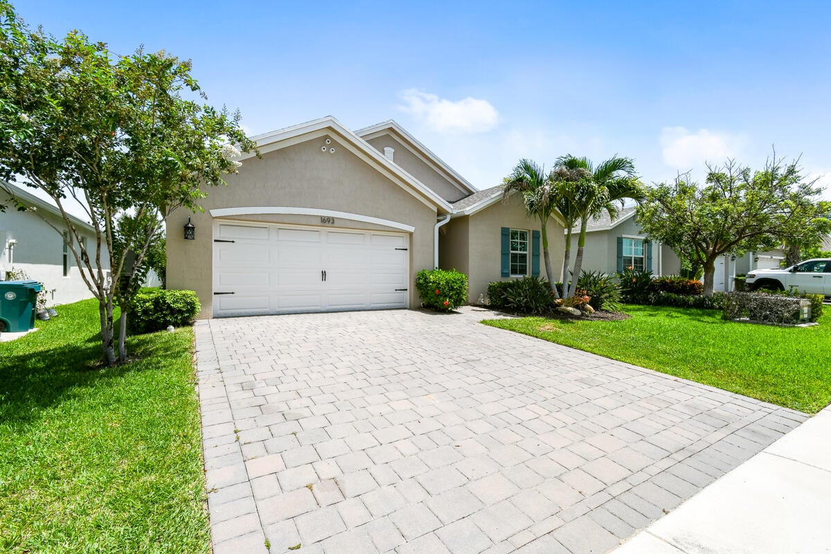 1693 White Pine Terrace, Jensen Beach, FL 34957