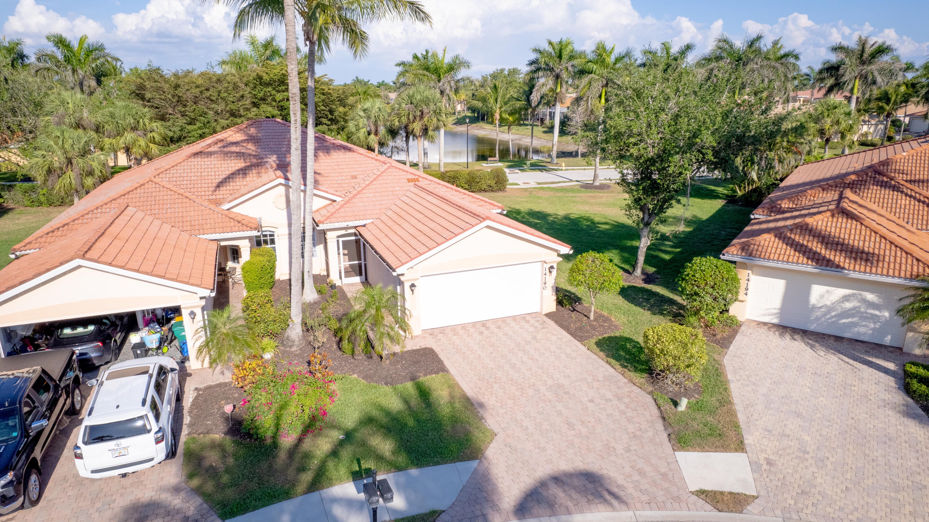 14190 Fall Creek Ct, Naples, FL 34114 photo