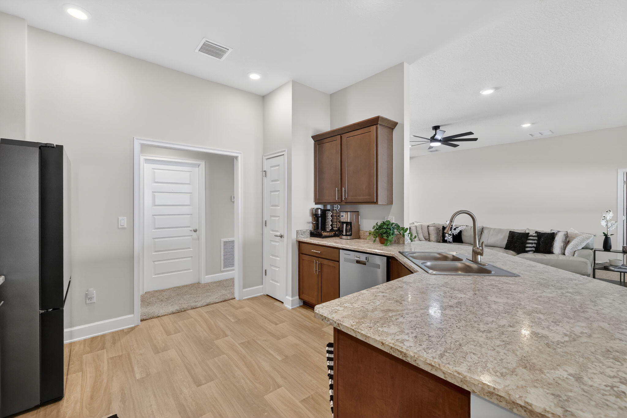 5462 NW Scepter Dr, Port Saint Lucie, FL 34983 photo