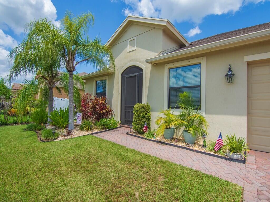 9880 Verona Mnr, Vero Beach, FL 32966 photo
