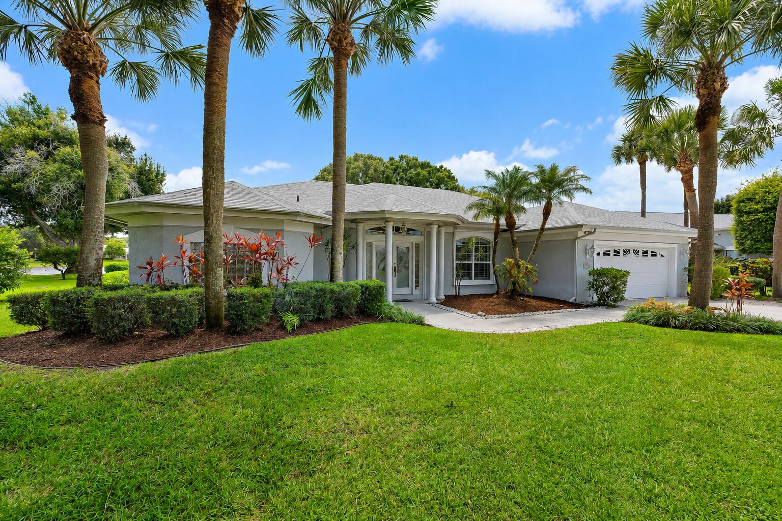 2108 SW Oakwater Pt, Palm City, FL 34990 photo