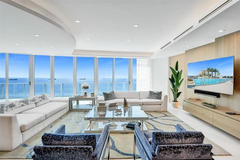 Condominium in Fort Lauderdale FL 701 N Fort Lauderdale Beach Blvd #PH 1801.jpg