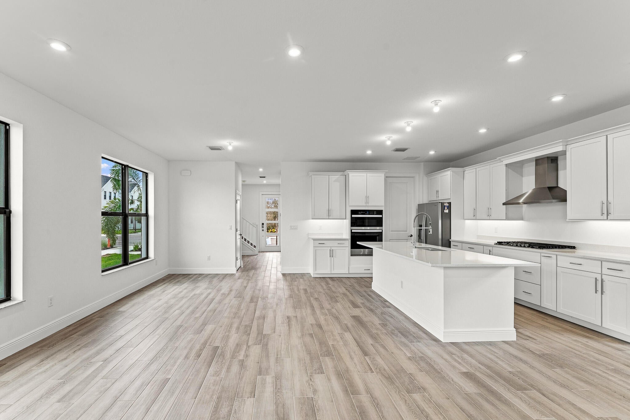 911 SW Newfield Ave, Palm City, FL 34990 photo