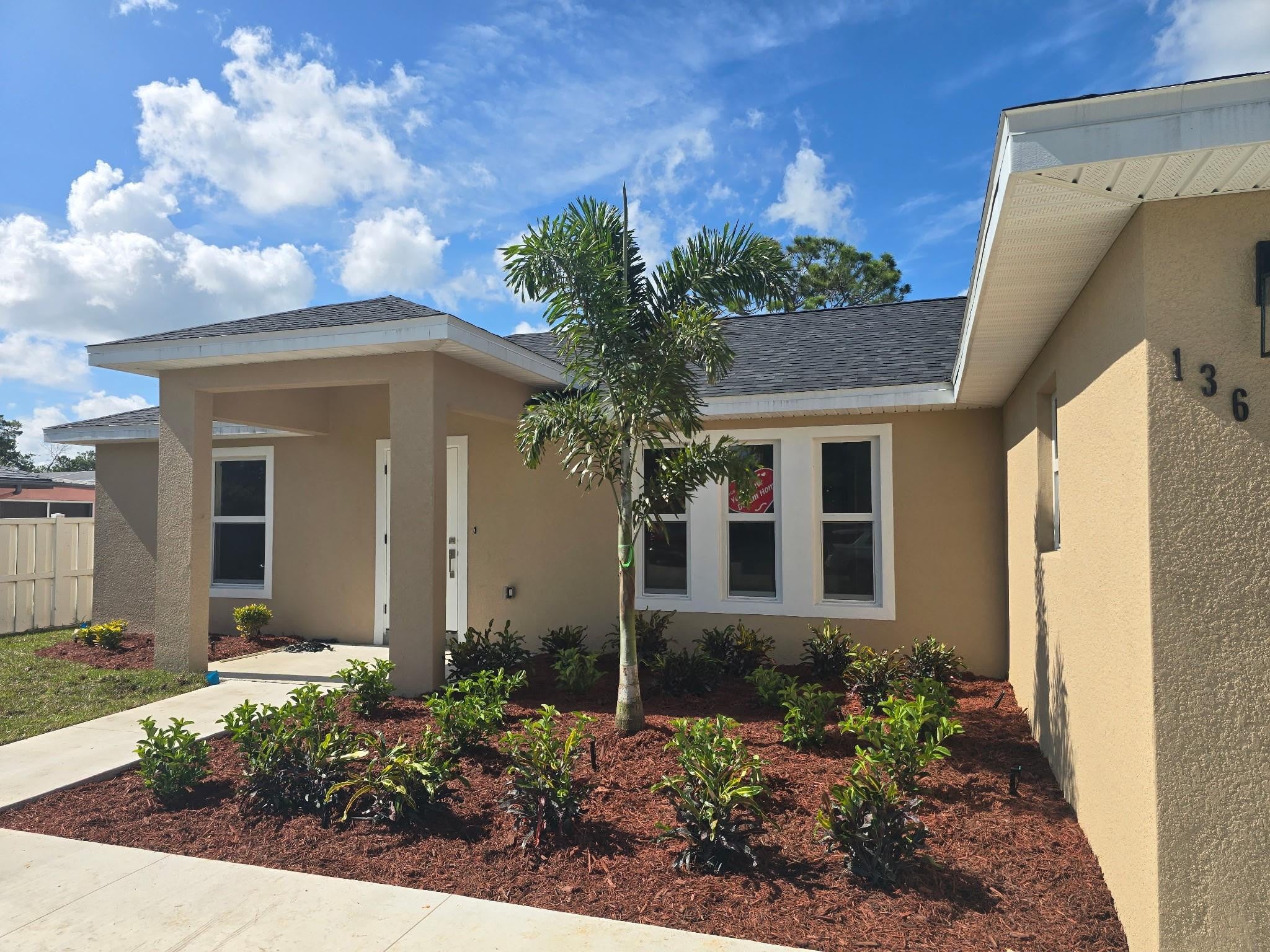 136 Lincoln Rd, Lake Placid, FL 33852 photo