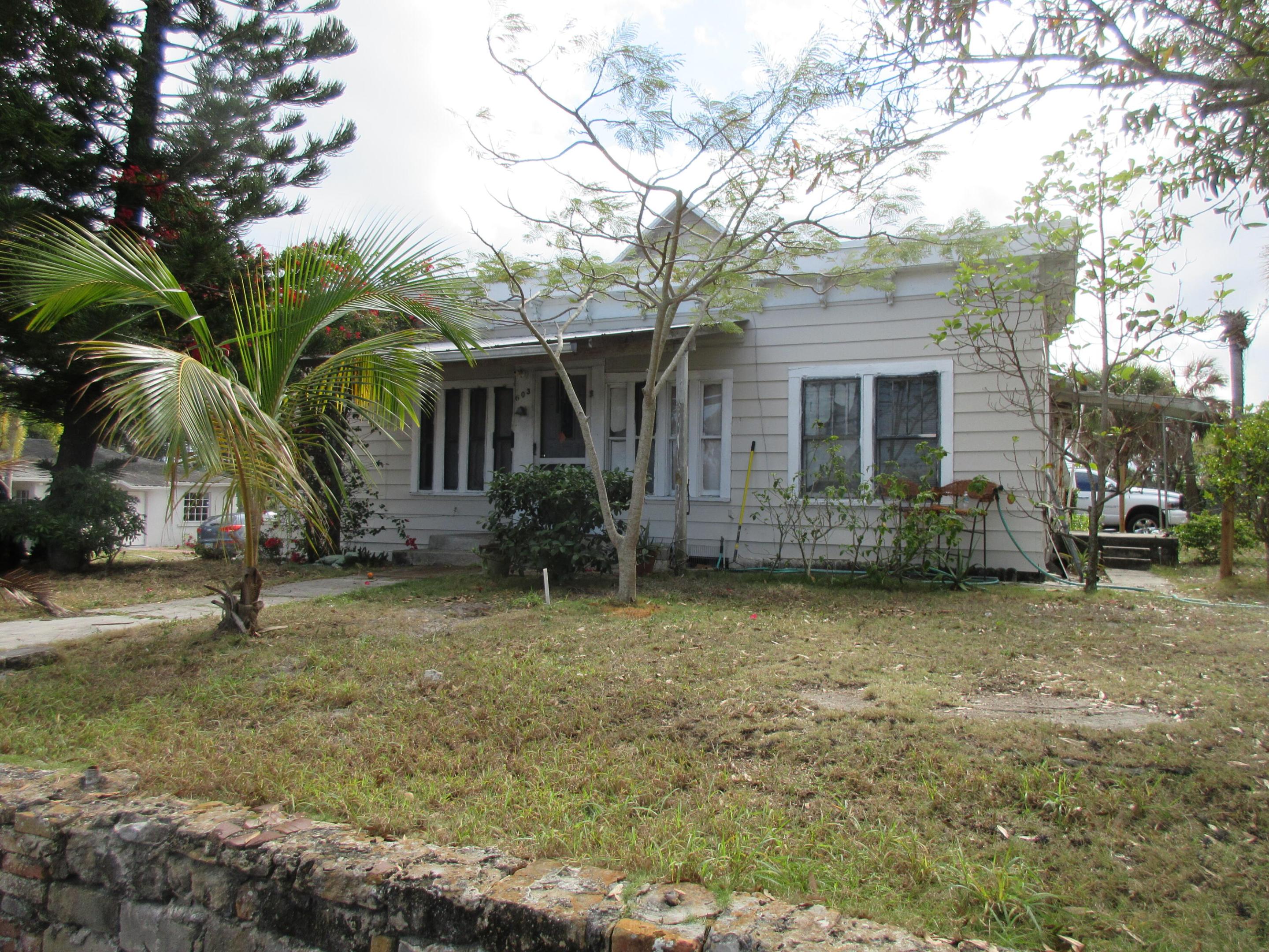 603 Avenue Ave, Fort Pierce, FL 34950