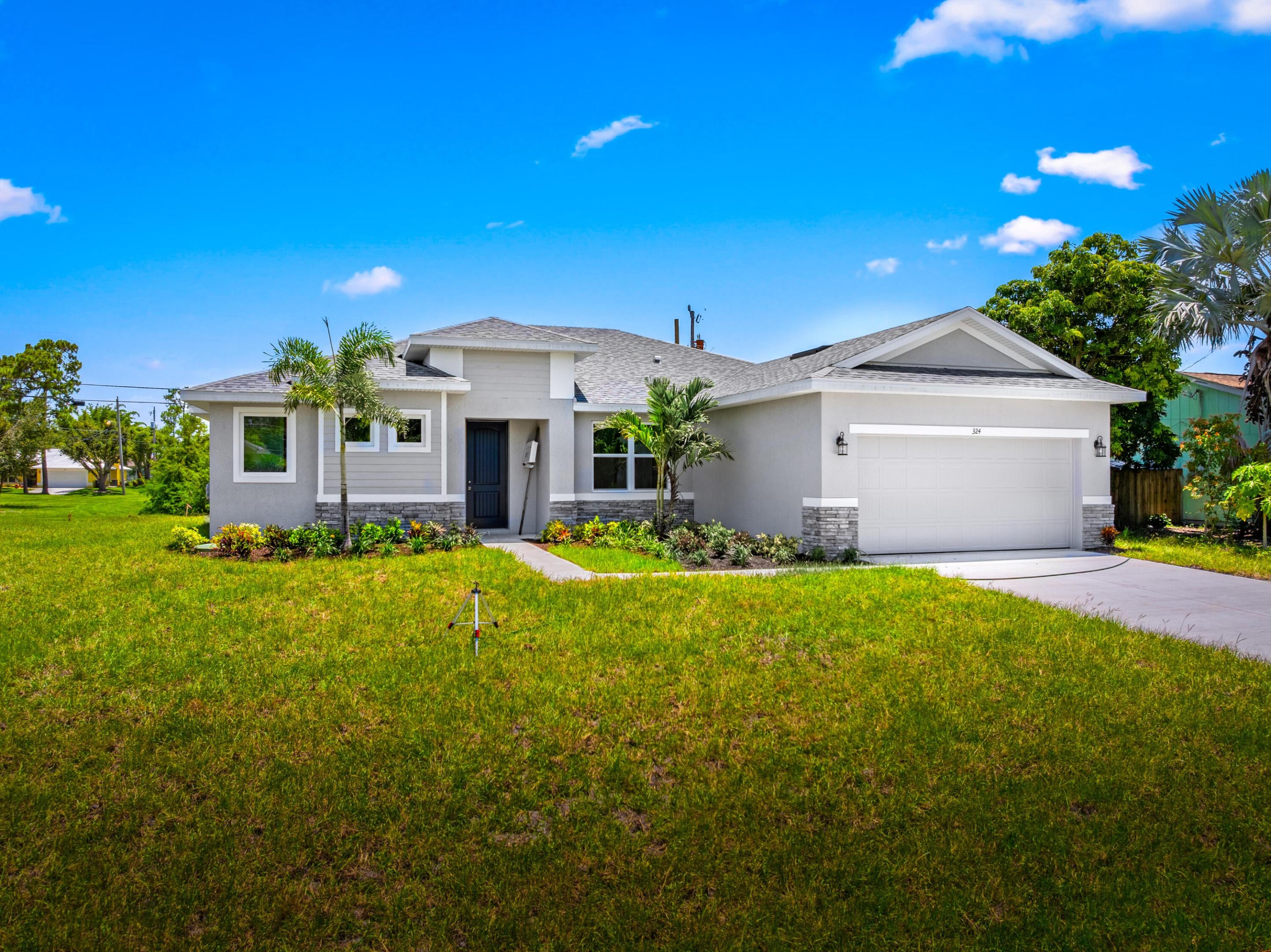 380 Kestor Dr, Port Saint Lucie, FL 34953