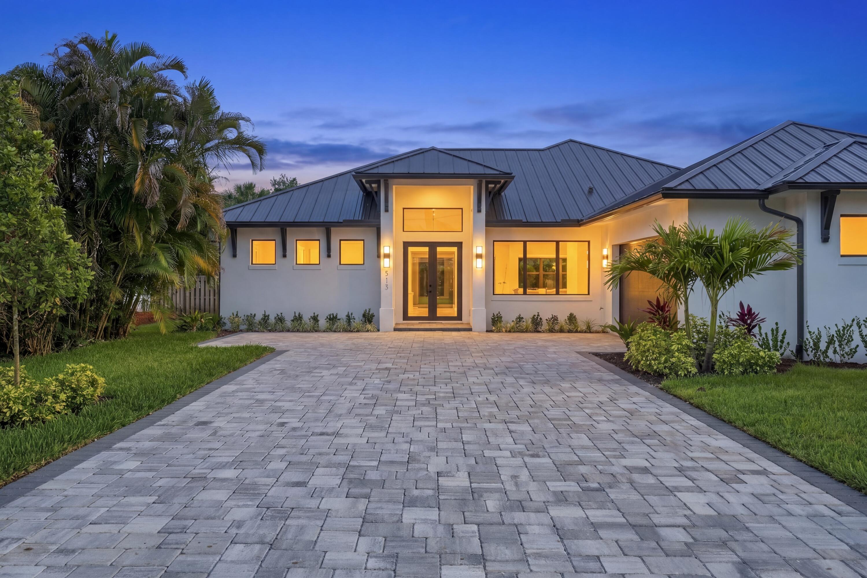 513 South Carolina Dr, Stuart, FL 34994