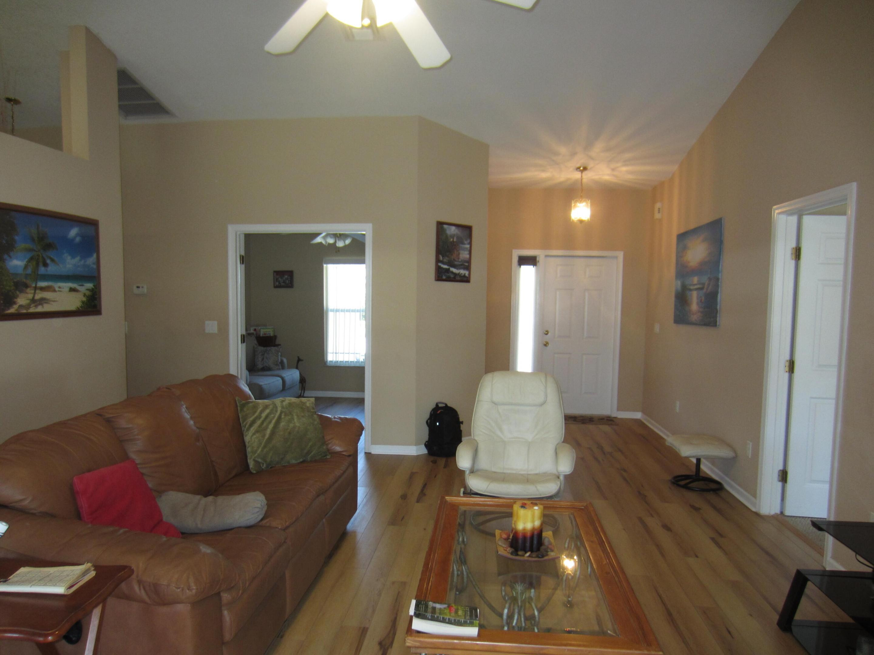 4702 Seagrape Dr, Fort Pierce, FL 34982 photo