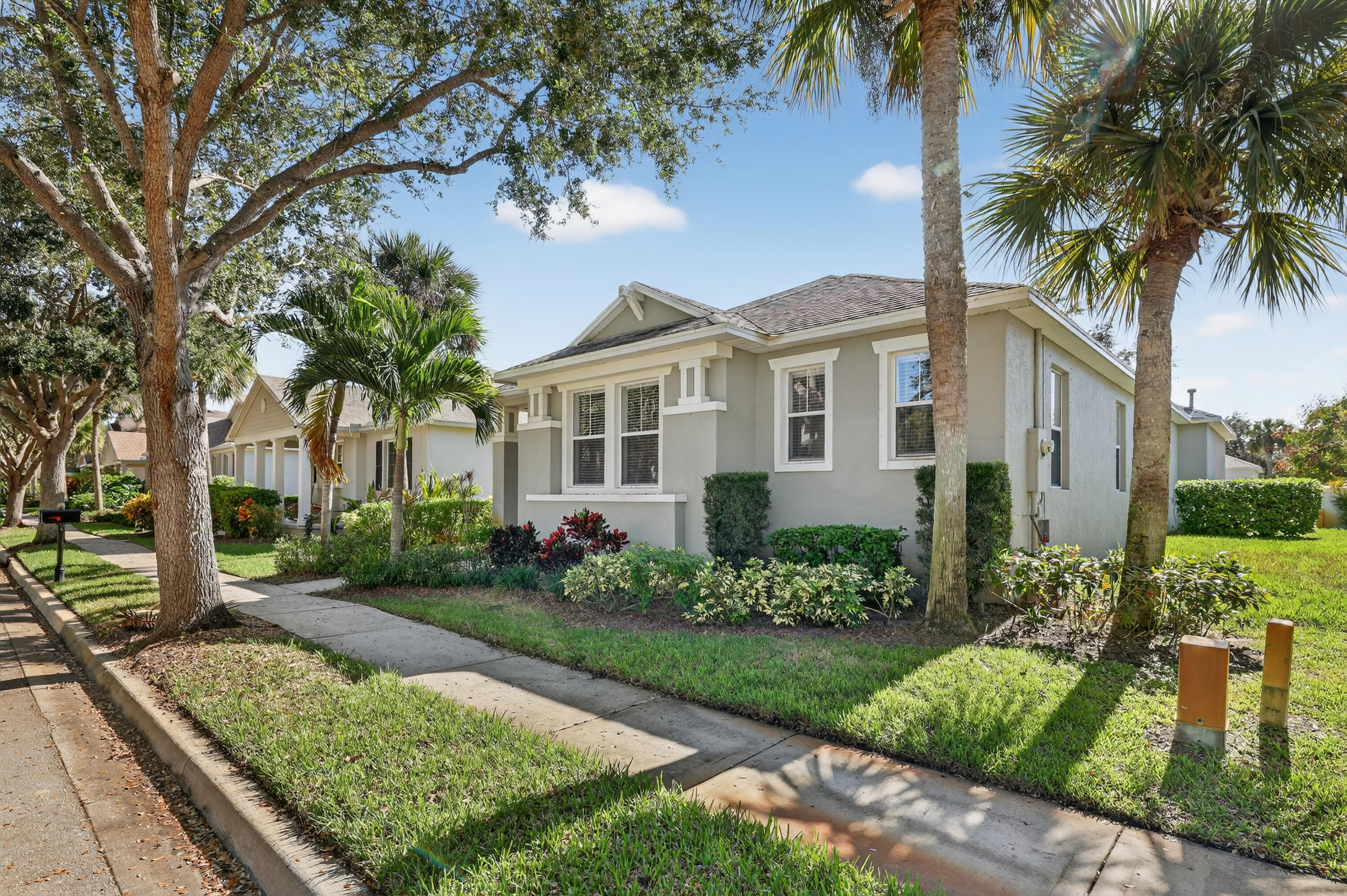 7865 15 Ln, Vero Beach, FL 32966 photo