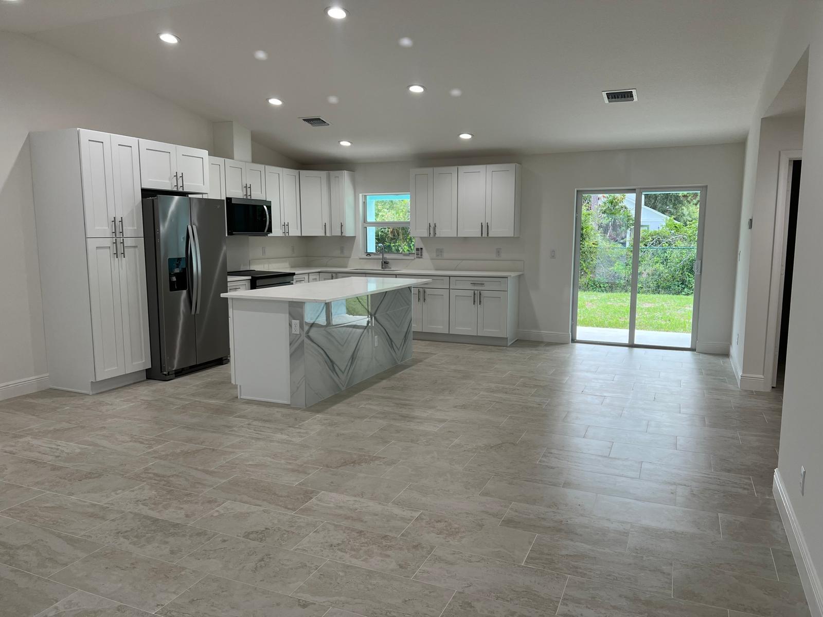 5913 Seagrape Dr, Fort Pierce, FL 34982 photo