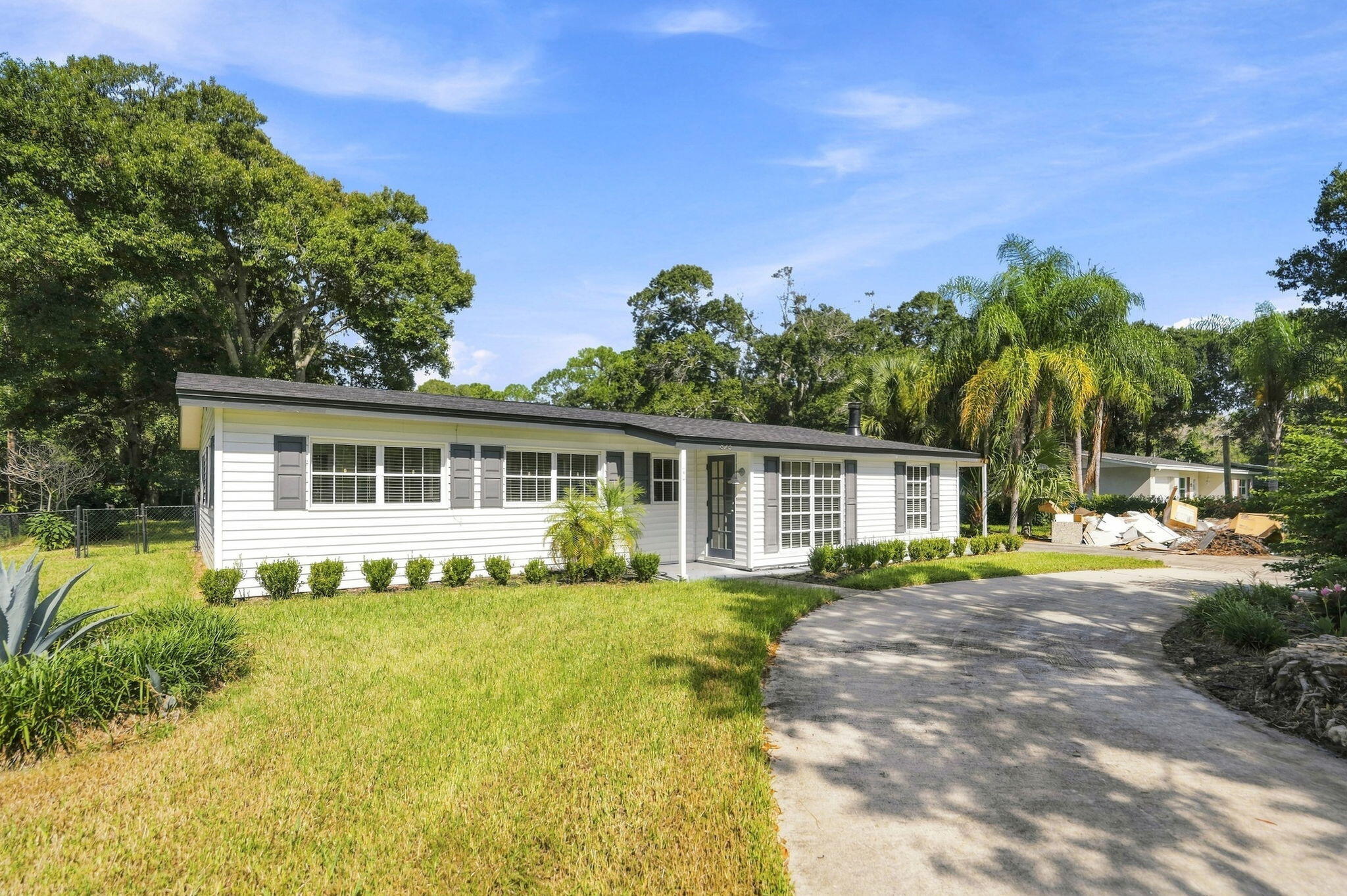 875 28 Ave, Vero Beach, FL 32960 photo