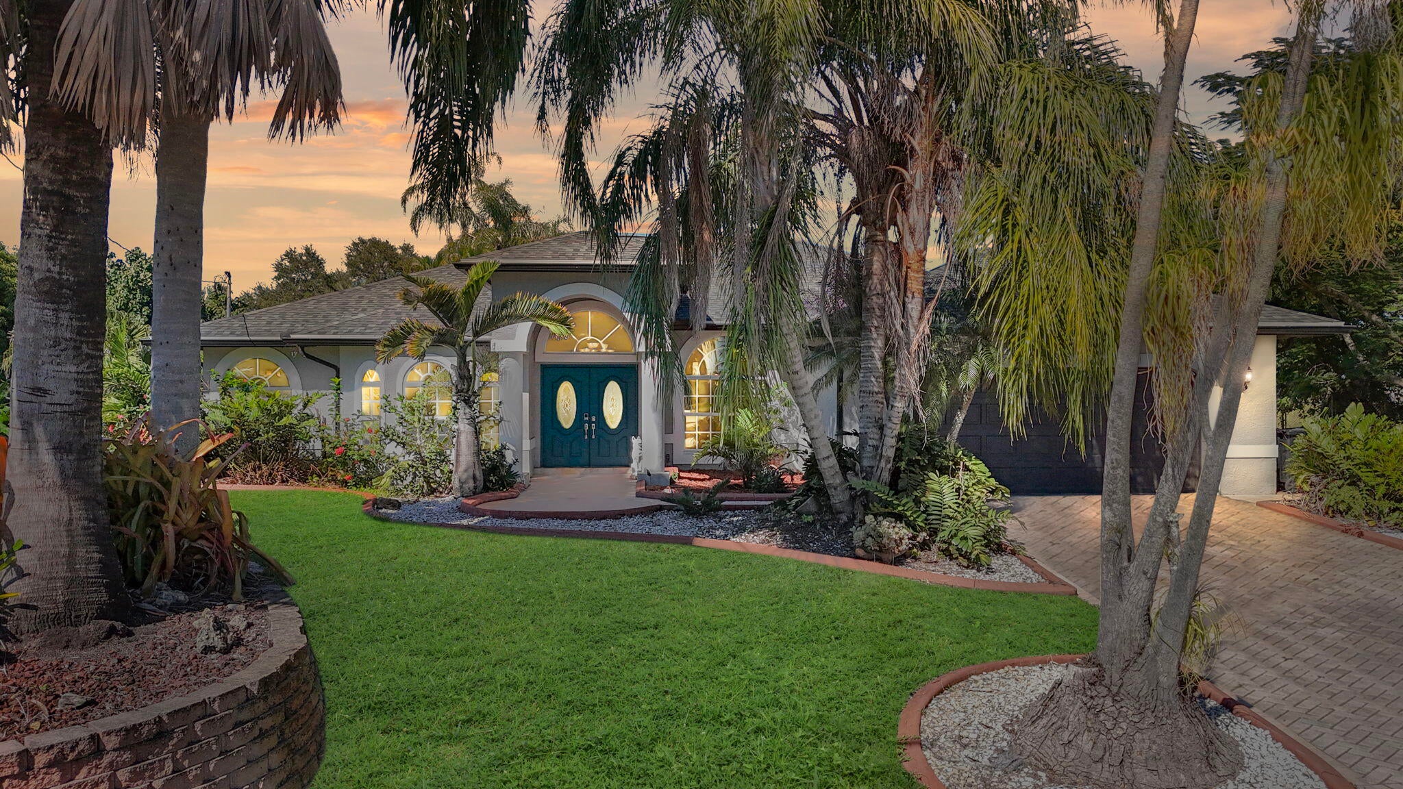 140 Mark Ct, Port Saint Lucie, FL 34953