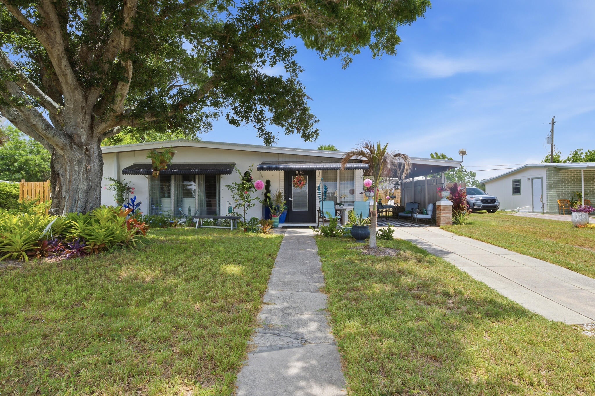 54 20 Ln, Vero Beach, FL 32962