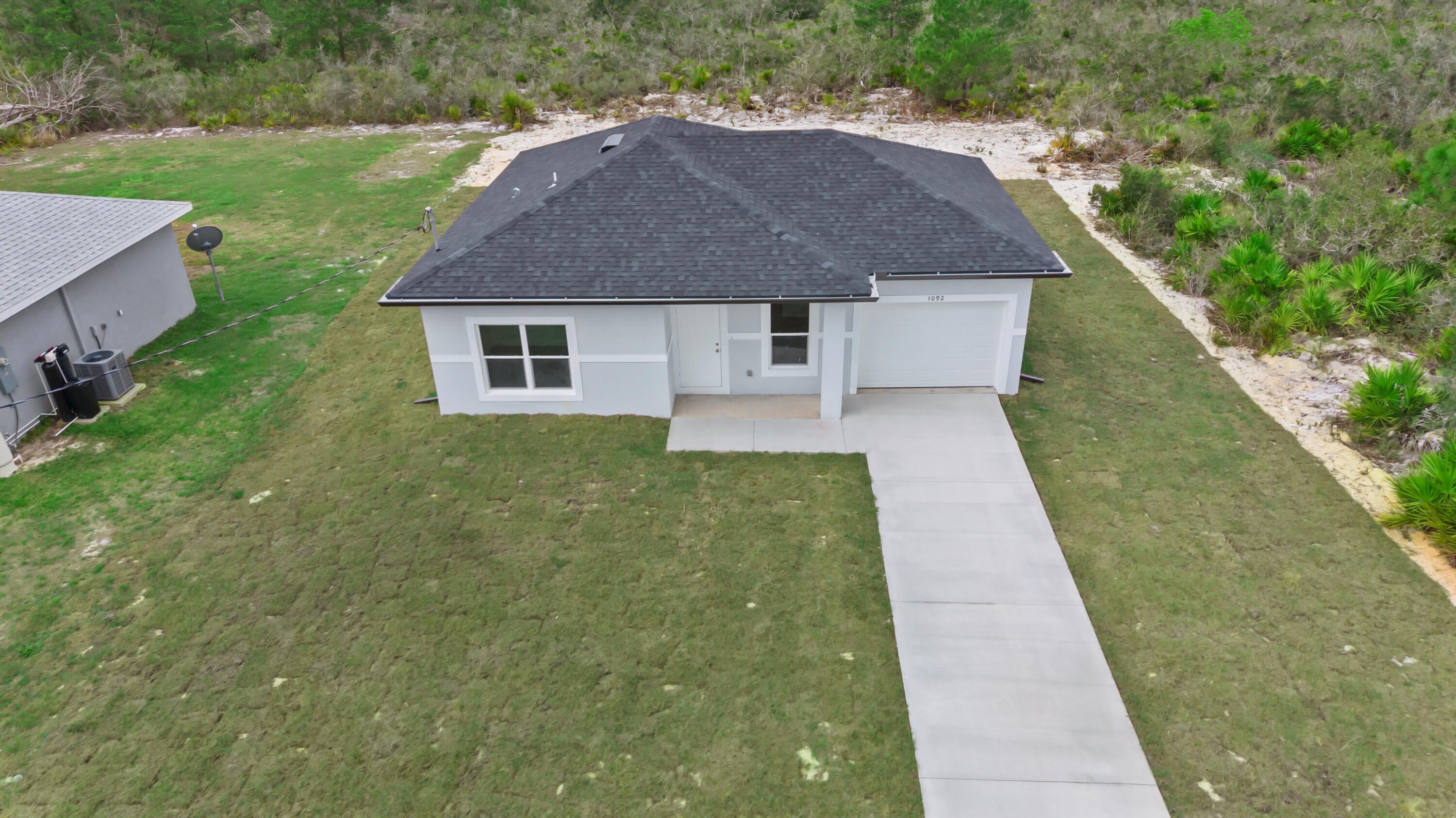 1092 Breckinridge Ave, Lake Placid, FL 33852 photo