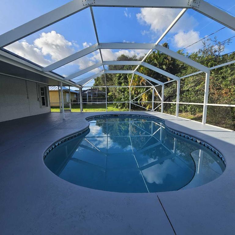 Vero Beach, FL 32962 photo