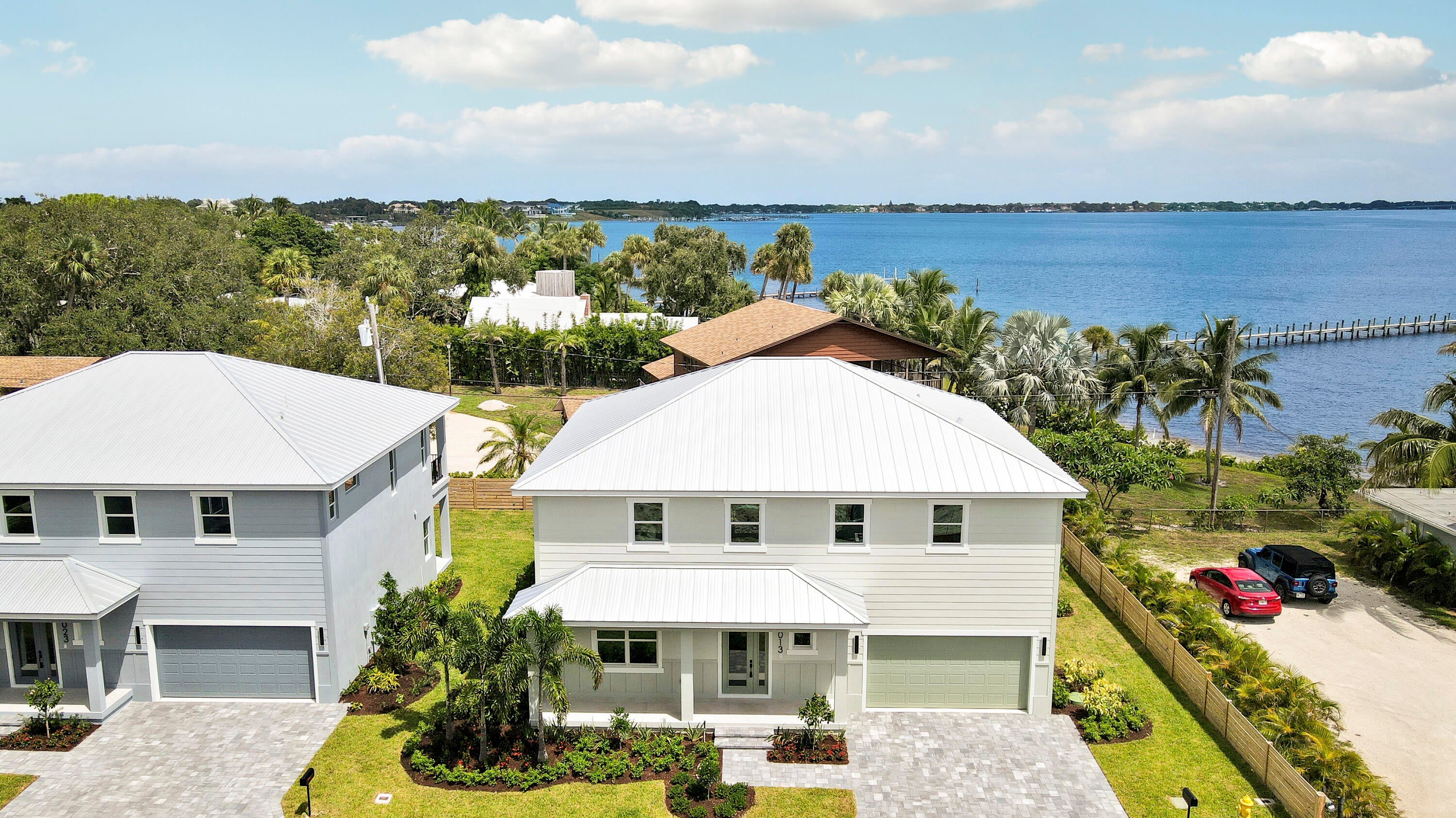 1013 NE Orange Ave, Jensen Beach, FL 34957 photo