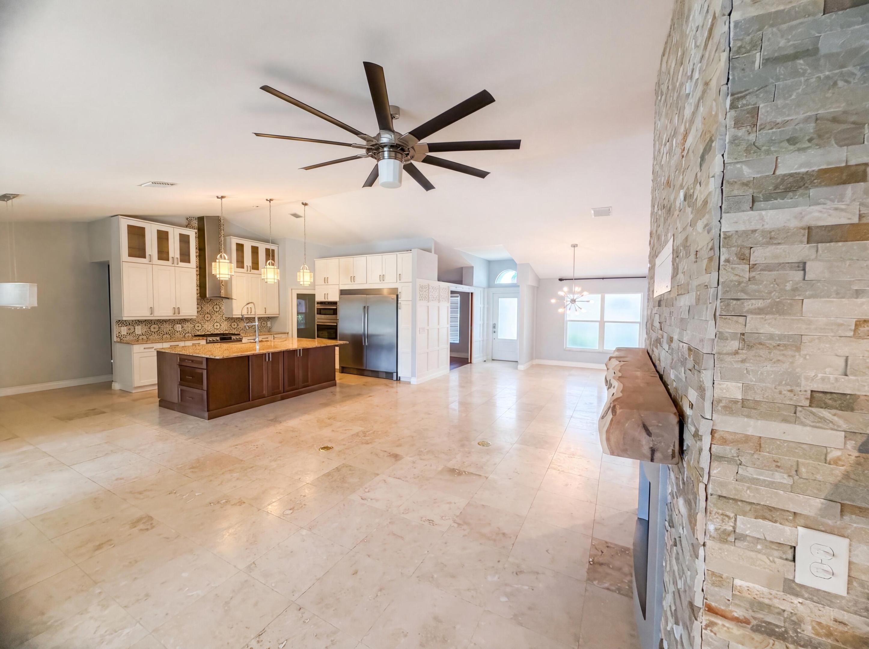 2902 Serenity Cir, Fort Pierce, FL 34981 photo