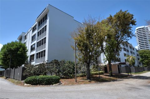 Condominium in Miami FL 3350 NE 192nd St #B2B.jpg