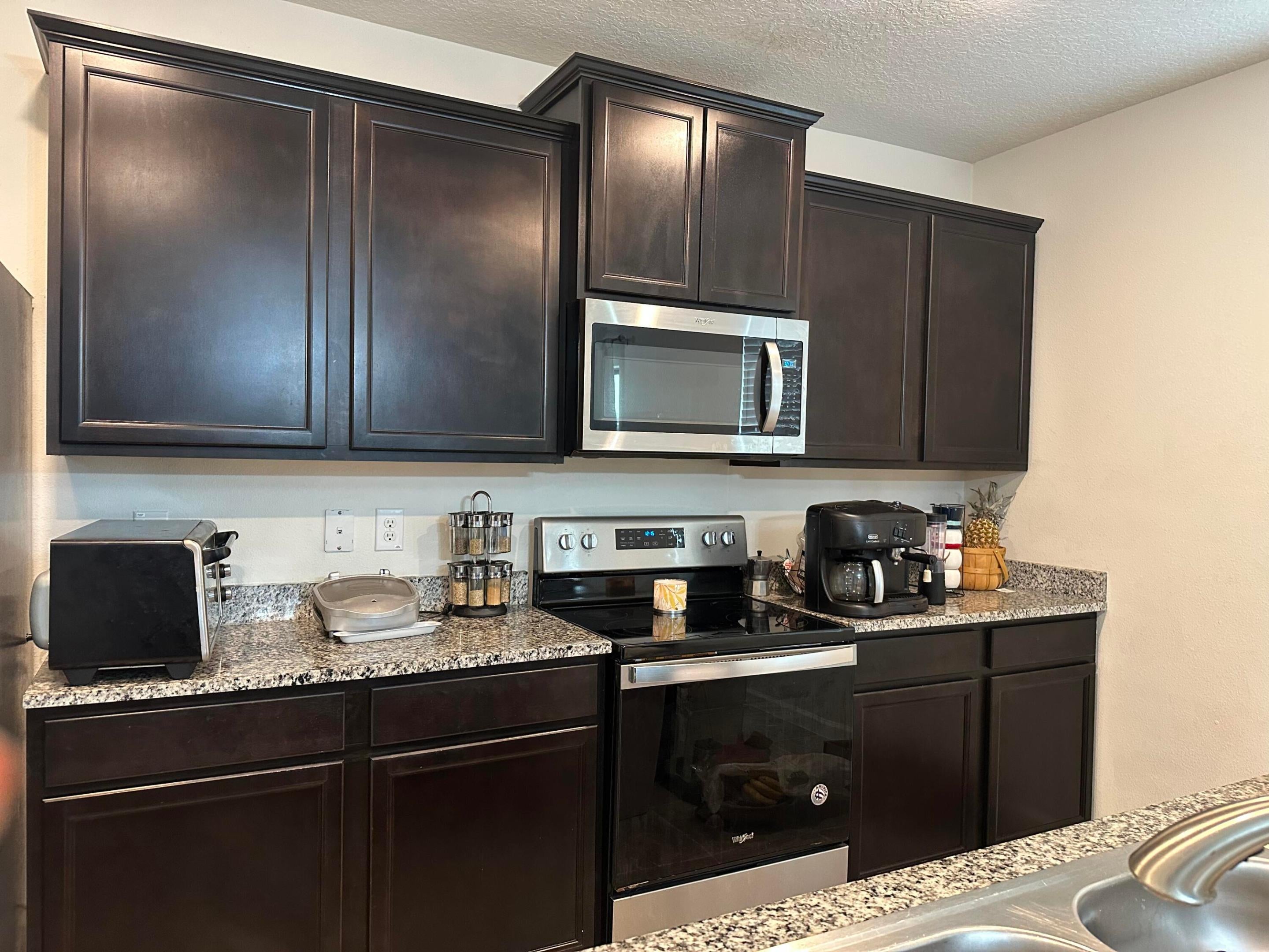 6140 NW Regent St, Port Saint Lucie, FL 34983 photo