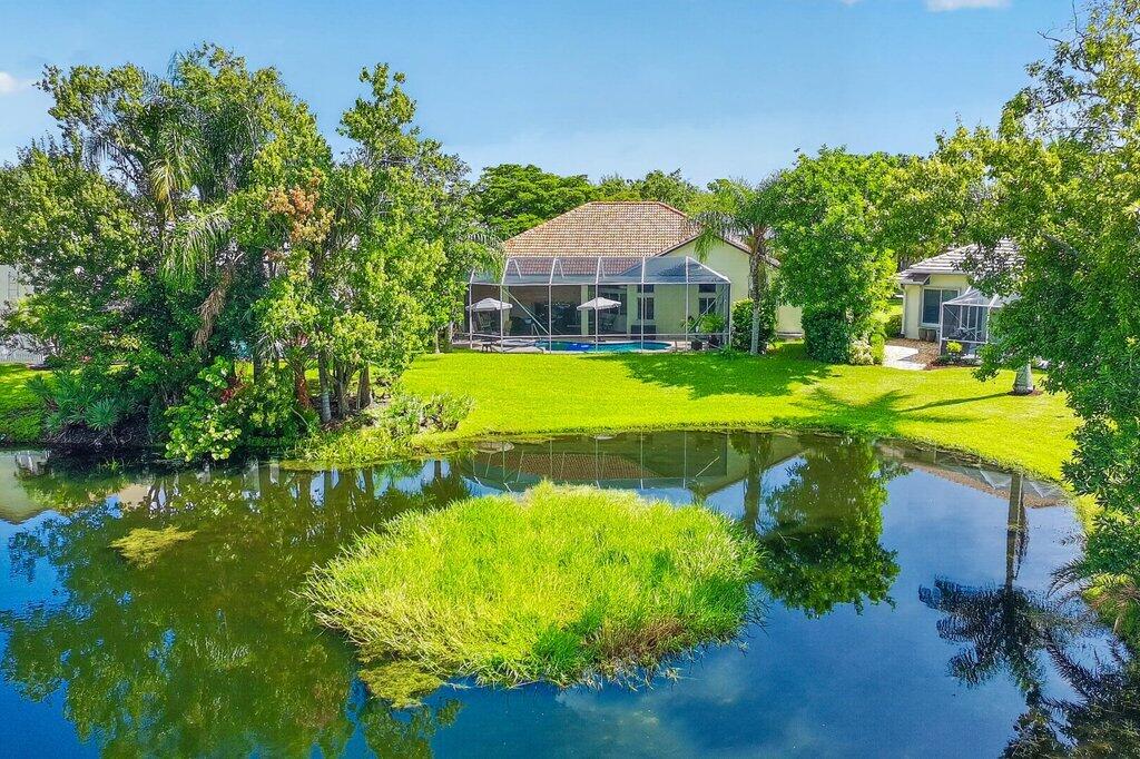 913 SW Lighthouse Dr, Palm City, FL 34990 photo