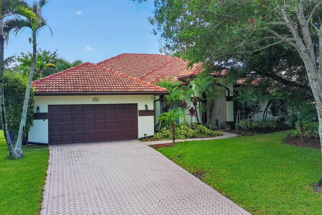 913 SW Lighthouse Dr, Palm City, FL 34990 photo
