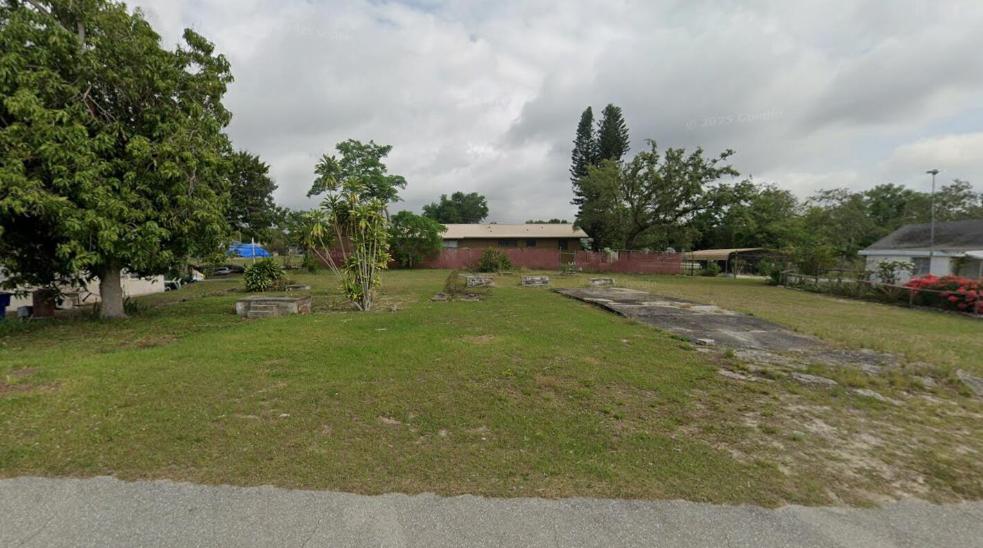 110 Bethune St, Lake Placid, FL 33852 photo